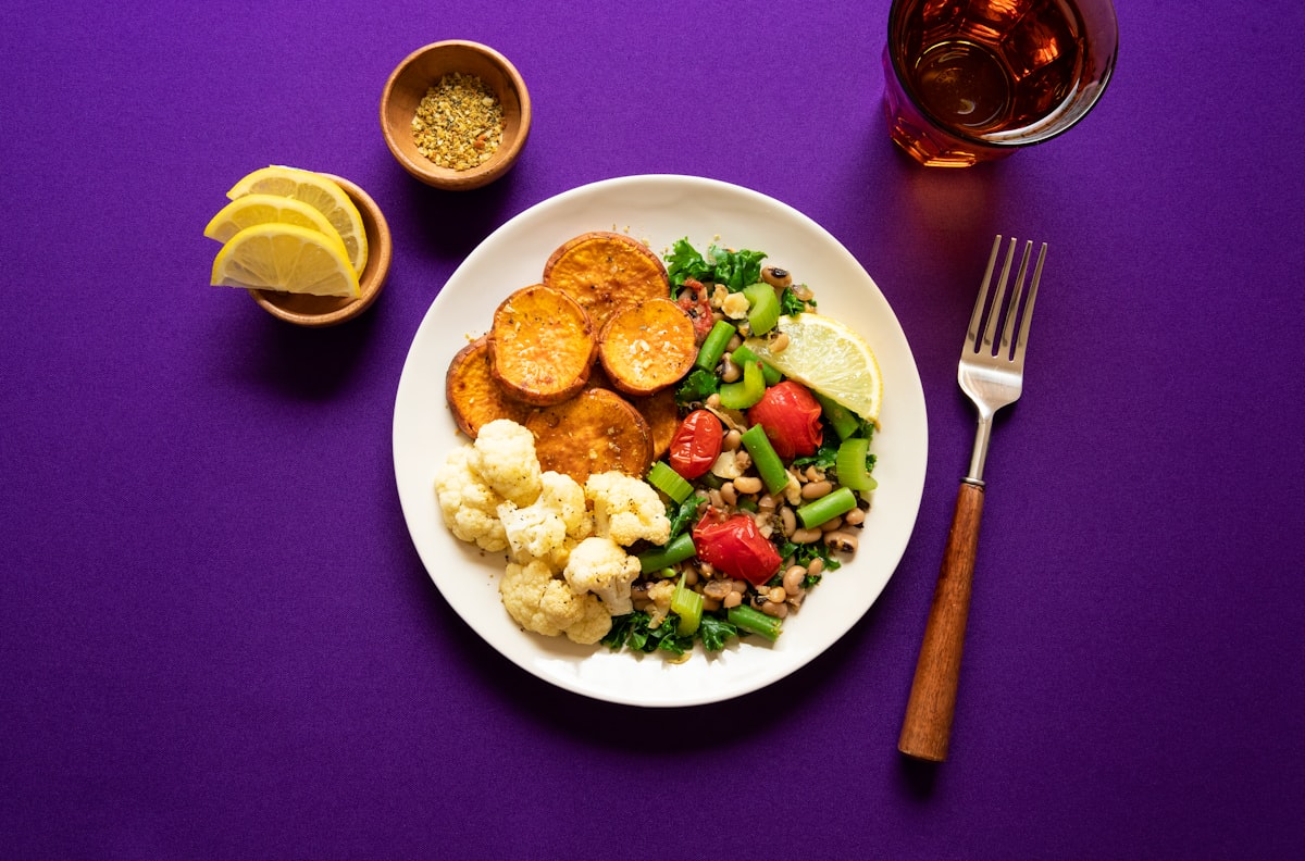 Meal timing and nutrition schedule